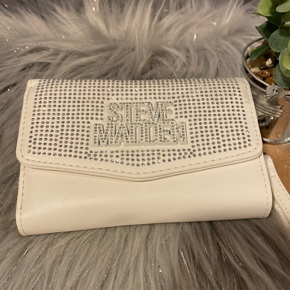 Steve Madden Handbags - BNWT STEVE MADDEN BBrett Stone White Rhinestone Bling Trifold Women's Wallet